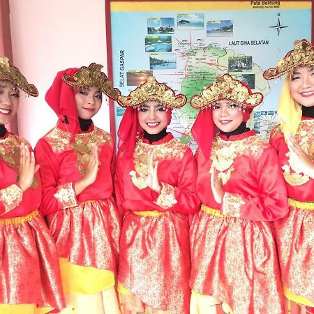 タンジャング・パンダンBelitung Backpackerアパートメント エクステリア 写真