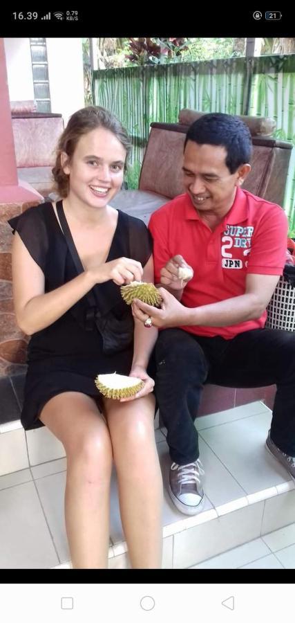 タンジャング・パンダンBelitung Backpackerアパートメント エクステリア 写真